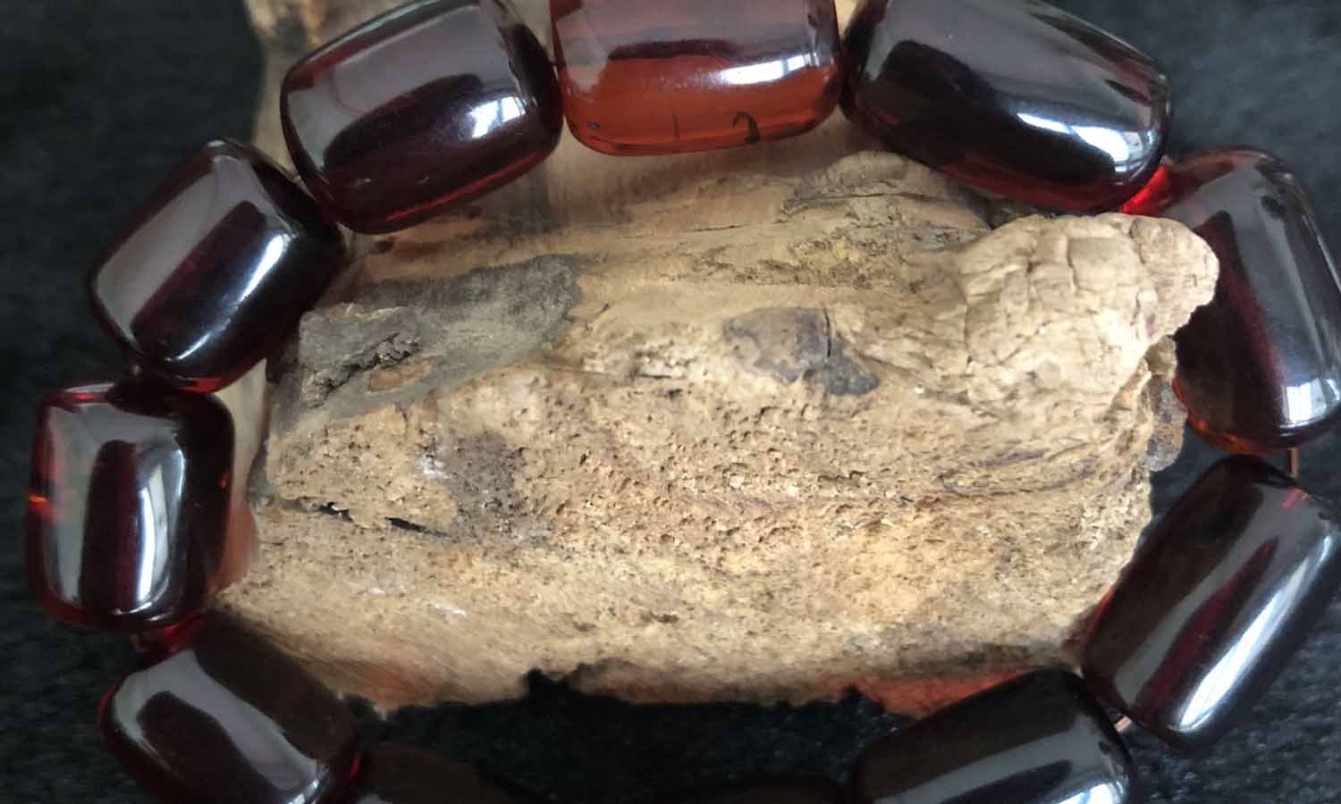 波罗海血珀桶珠单圈手串